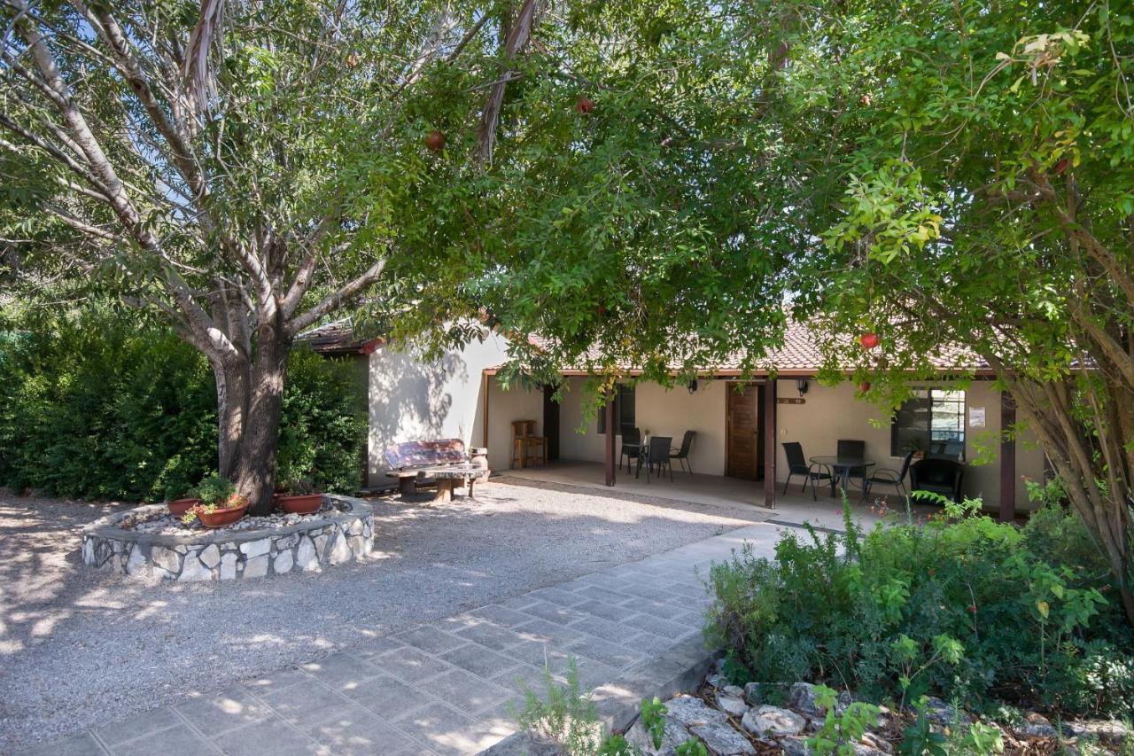 Hotel Zohar Badeshe Daliyya Exterior foto